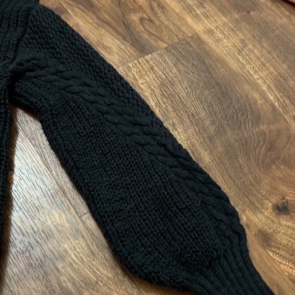knit sweater - Picture 2 of 2